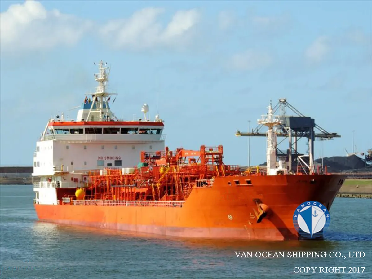 Navio-tanque de óleo/produtos químicos à venda