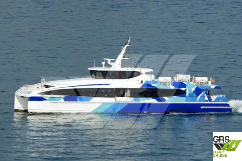 Navio de passageiros à venda