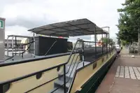 Barcaça à venda