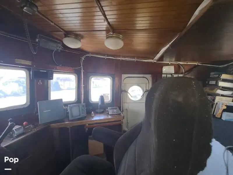 Navio de pesca de arrasto à venda