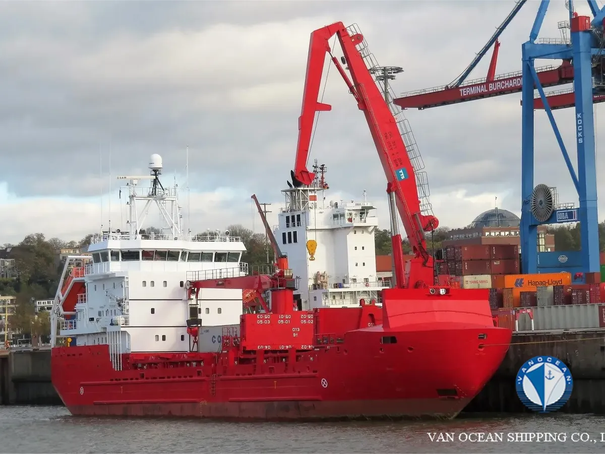 Navio frigorífico à venda