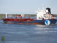 Navio-tanque de óleo/produtos químicos à venda