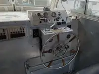 Barco de tripulação à venda