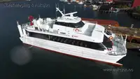 Catamarã à venda