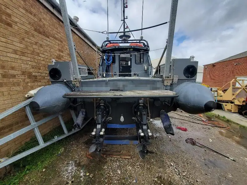 Navio de pesquisa à venda