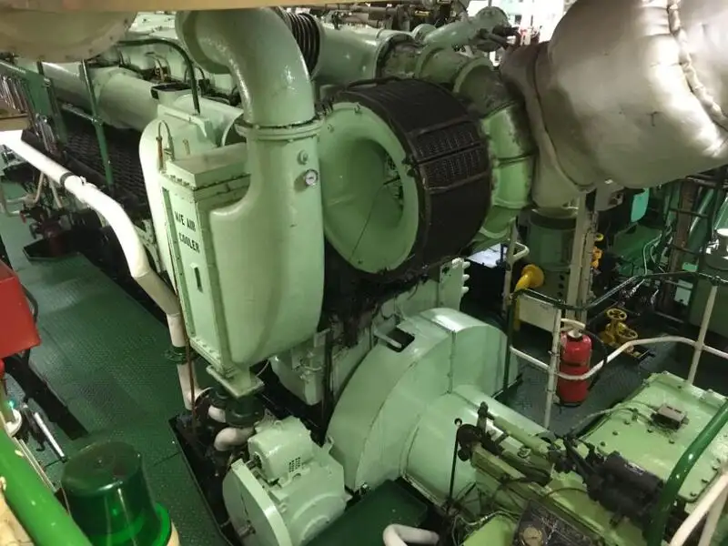 Navio de Suprimento Rápido (FSV) à venda