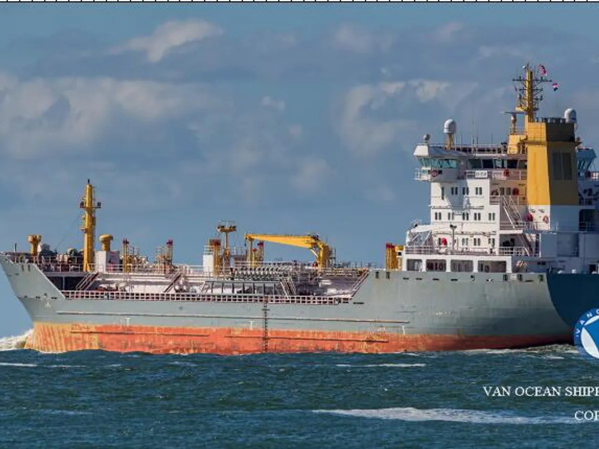 Navio-tanque de óleo/produtos químicos à venda