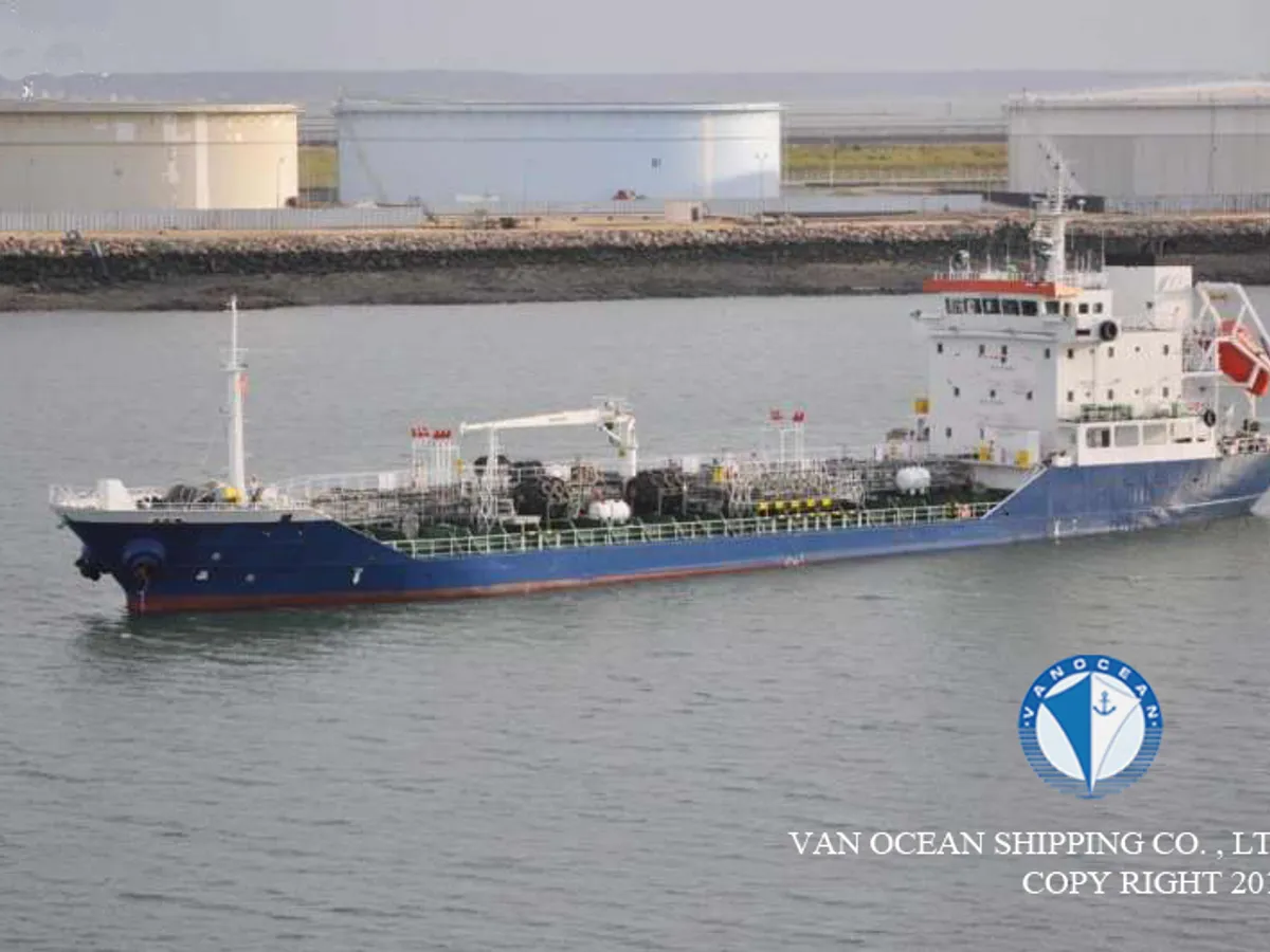 Navio-tanque de óleo/produtos químicos à venda