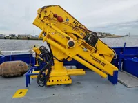 Barco de tripulação à venda