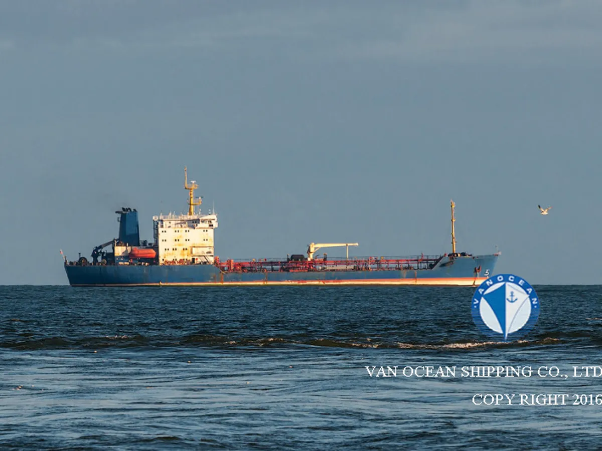 Navio-tanque de óleo/produtos químicos à venda