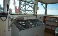 Navio transportador de GNL à venda