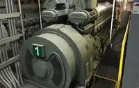 Navio transportador de GNL à venda