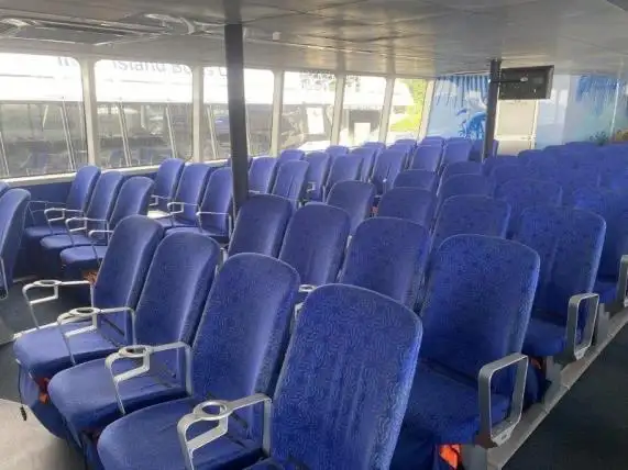 Catamarã à venda