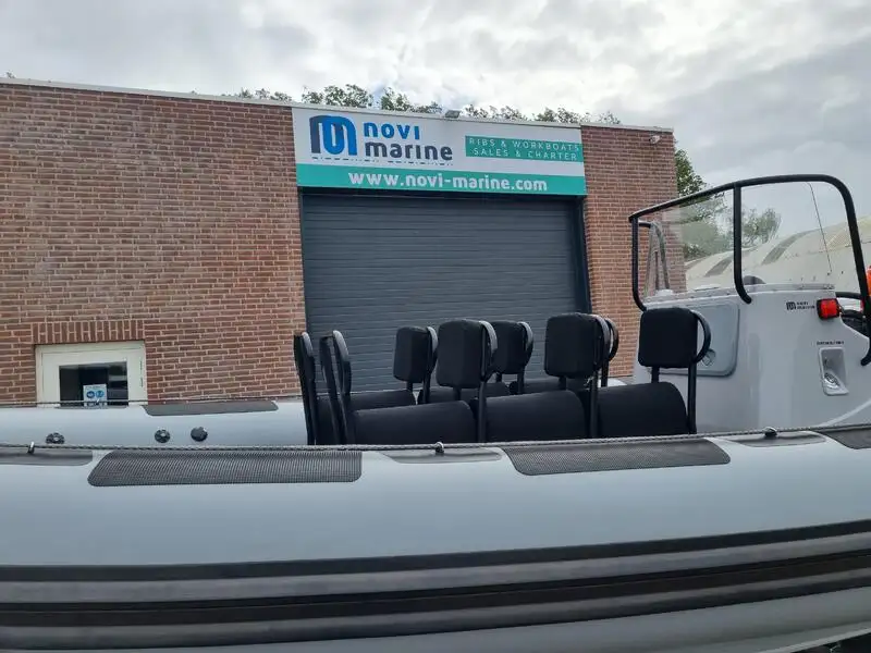 Bote inflável rígido à venda