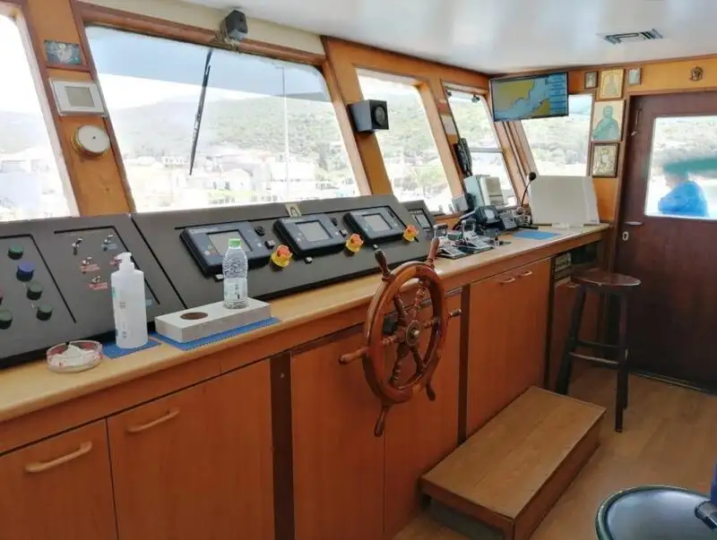 Navio de cruzeiro à venda