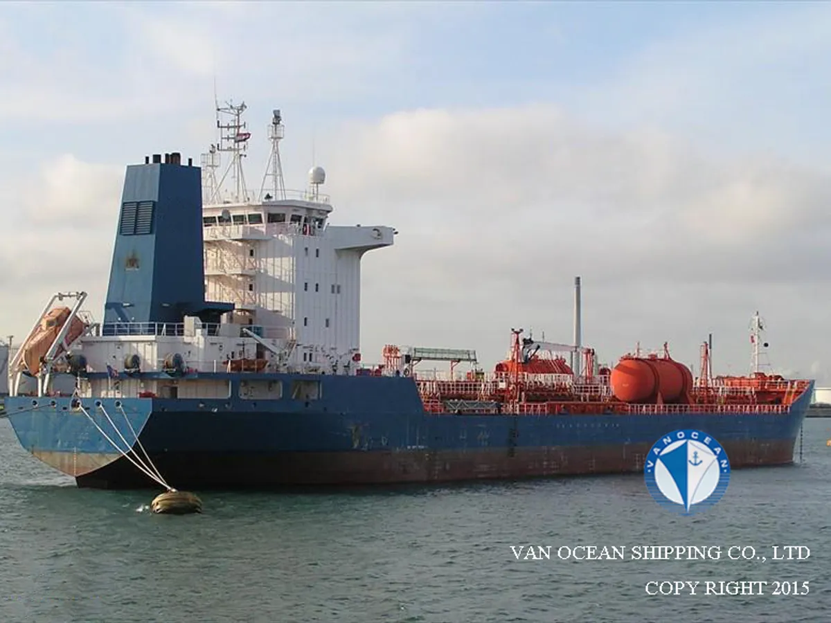 Navio-tanque de óleo/produtos químicos à venda