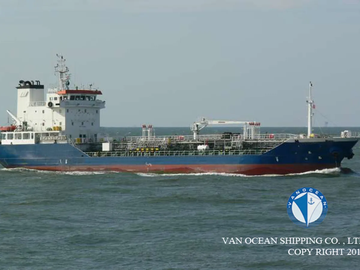 Navio-tanque de óleo/produtos químicos à venda