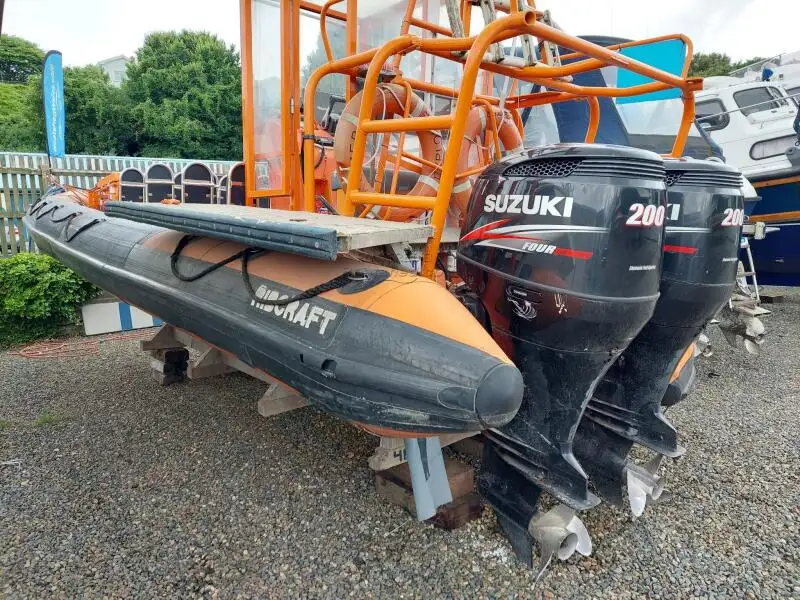 Bote inflável rígido à venda