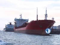 Navio-tanque de óleo/produtos químicos à venda