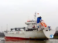 Navio frigorífico à venda