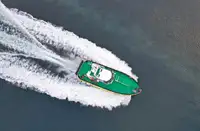 Navio de combate a incêndios à venda