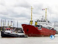 Navio frigorífico à venda