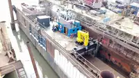 Navio porta-contêineres à venda
