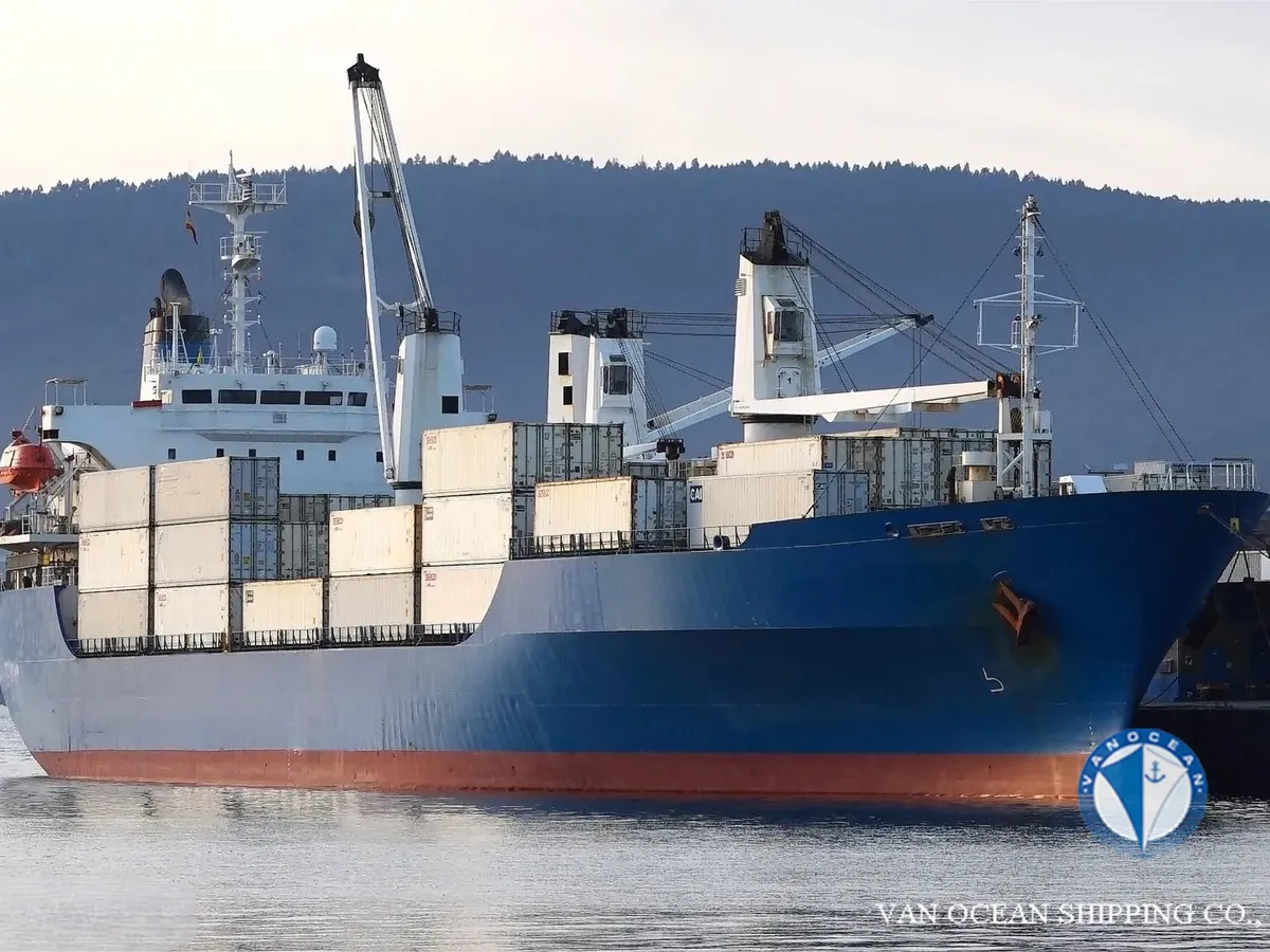 Navio frigorífico à venda