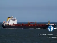 Navio-tanque de óleo/produtos químicos à venda