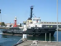 Rebocador à venda