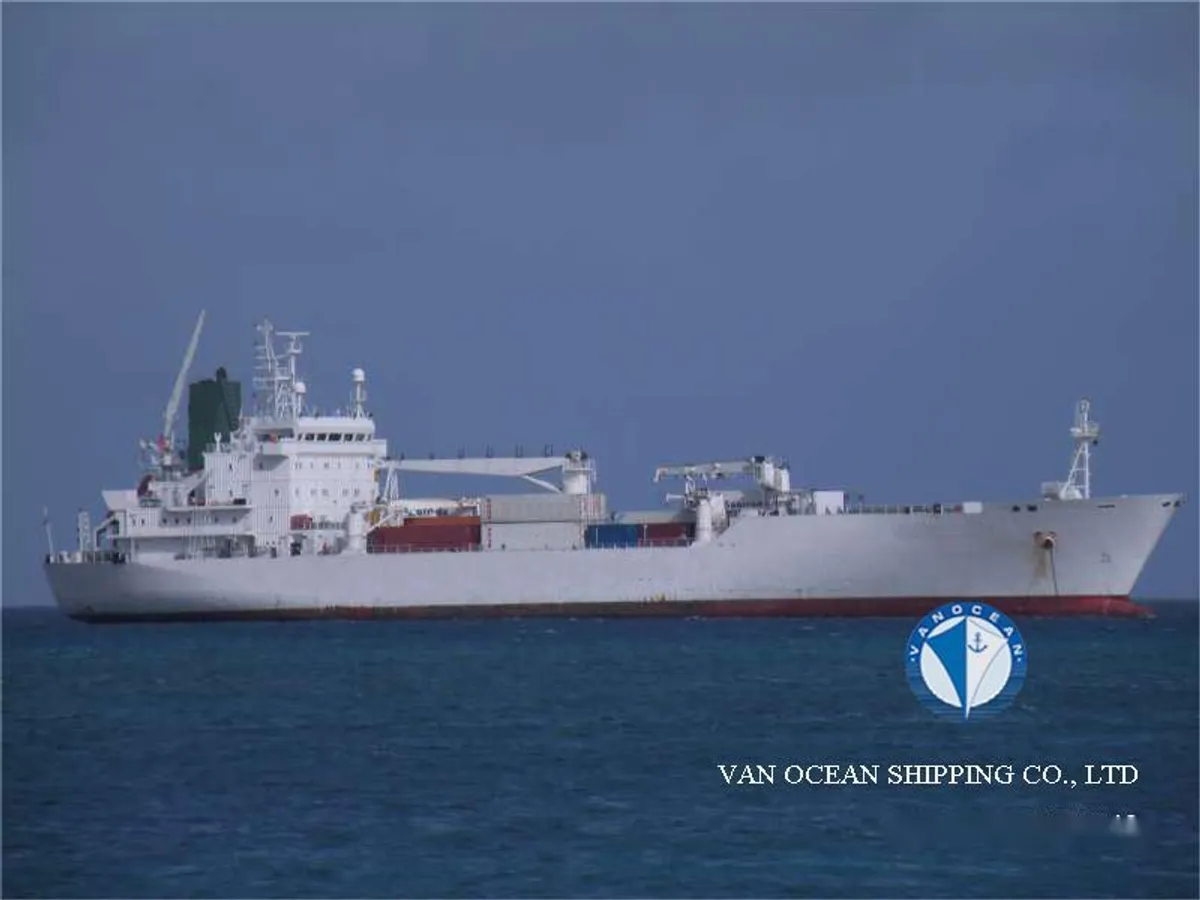 Navio frigorífico à venda