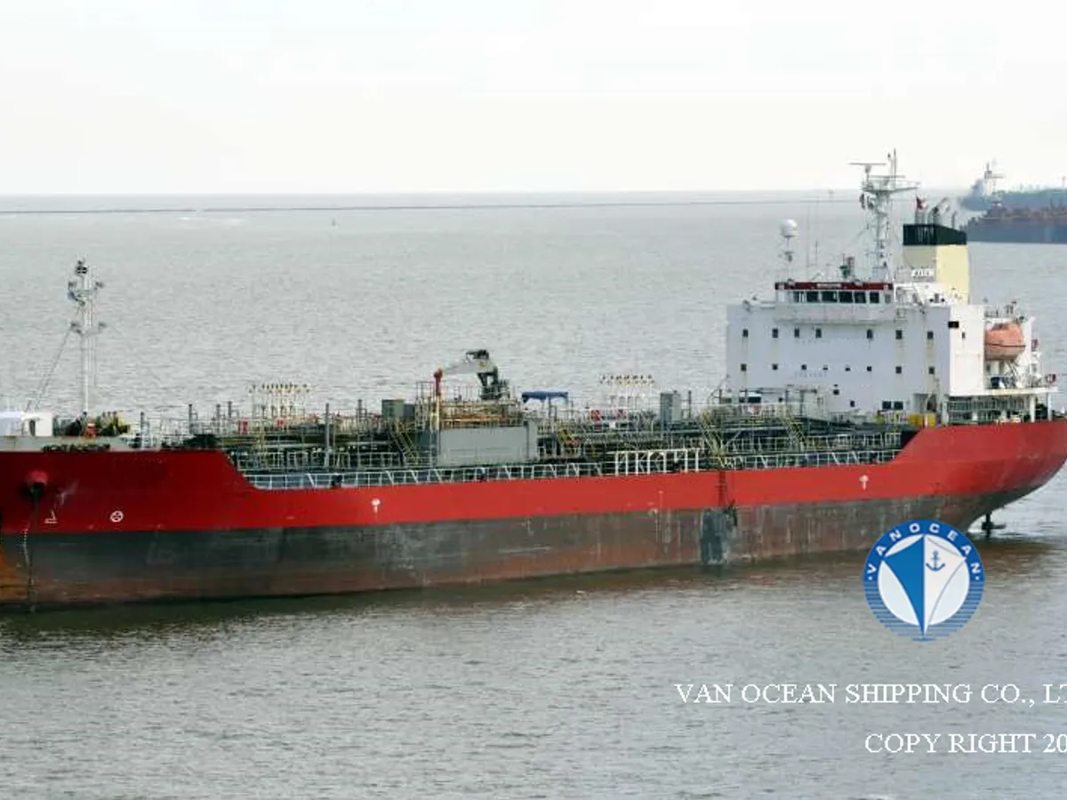 Navio-tanque de óleo/produtos químicos à venda