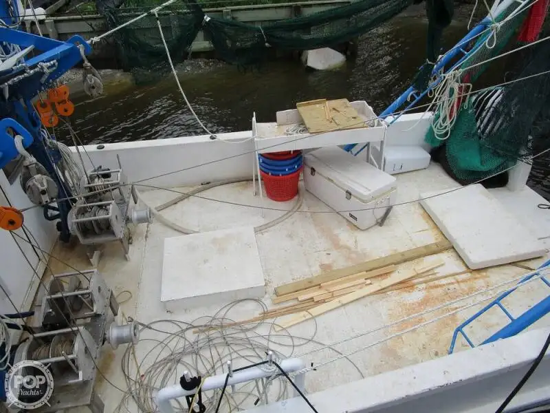 Navio de pesca de arrasto à venda
