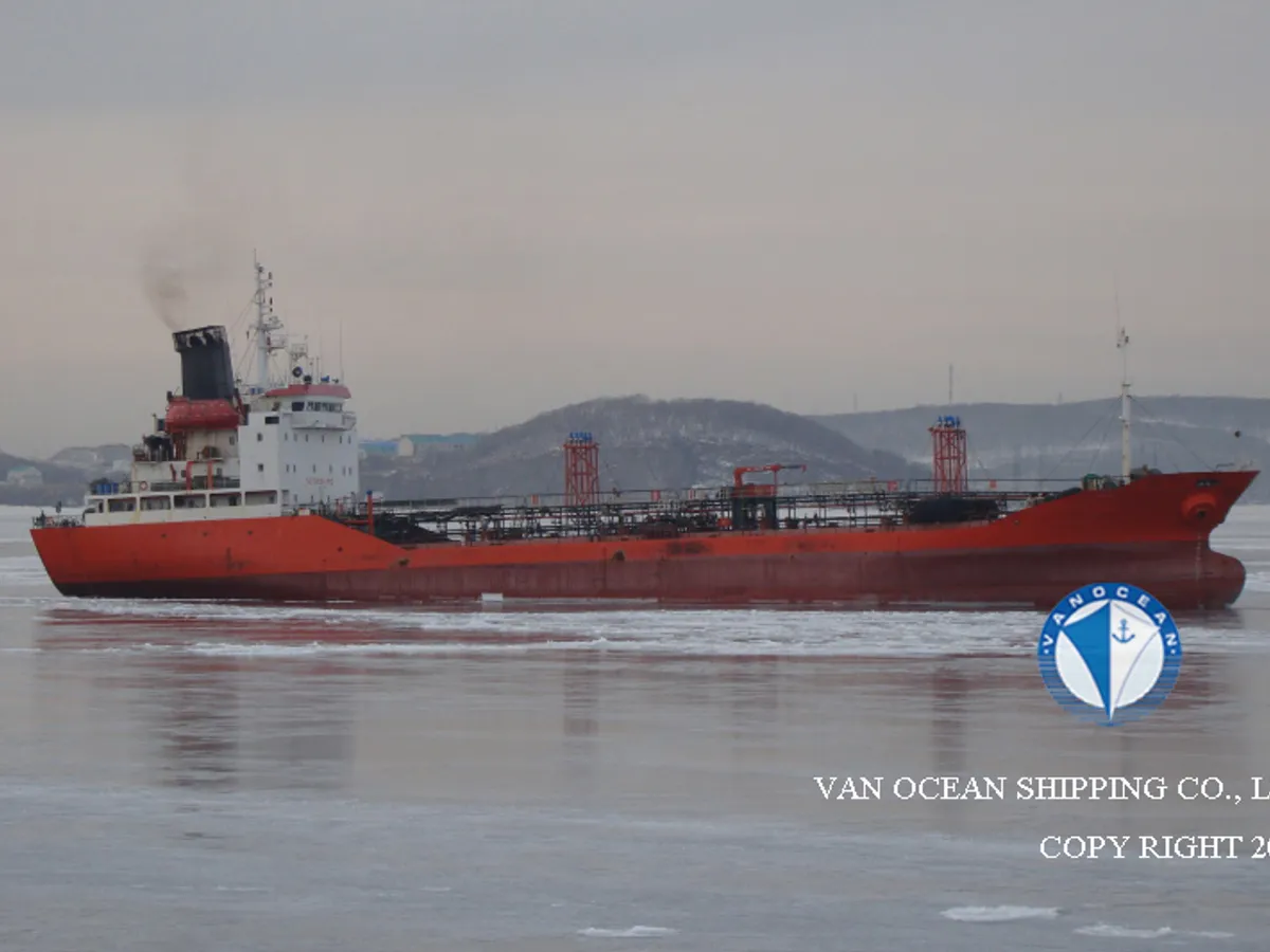 Navio-tanque de óleo/produtos químicos à venda
