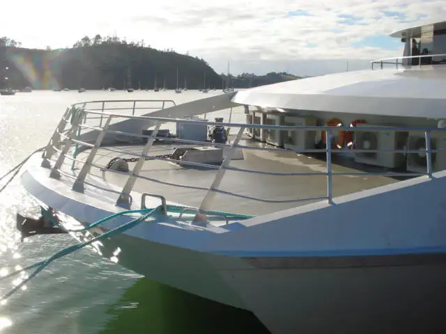 Catamarã à venda