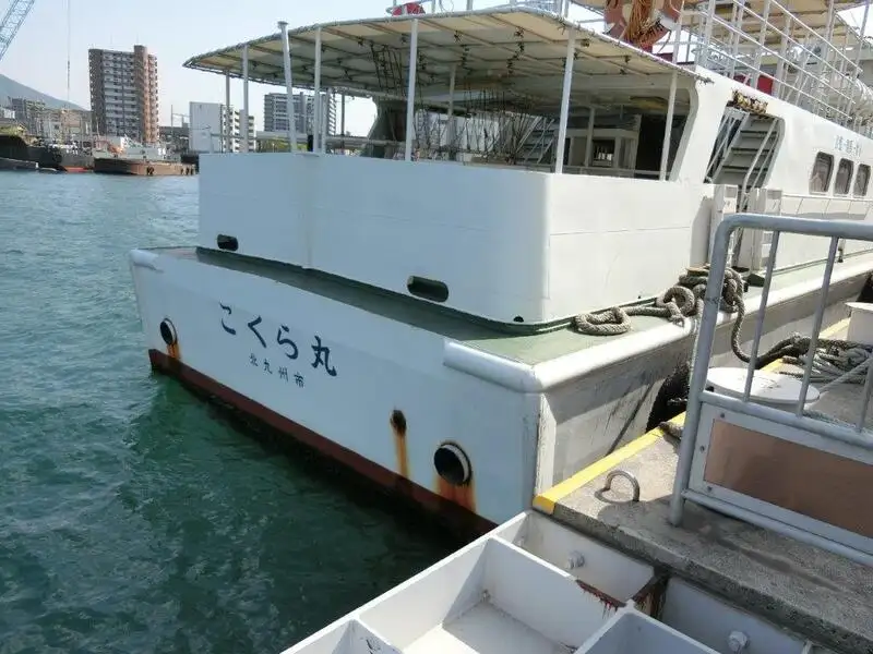 Navio de passageiros à venda