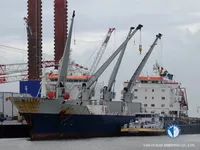 Navio frigorífico à venda