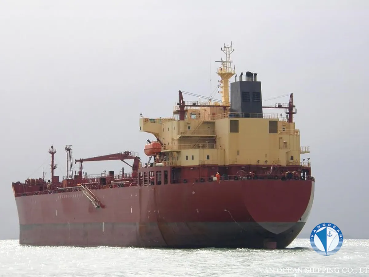 Navio-tanque de óleo/produtos químicos à venda