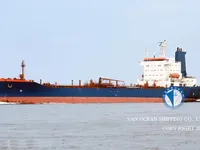 Navio-tanque de óleo/produtos químicos à venda
