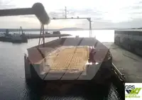 Barcaça à venda