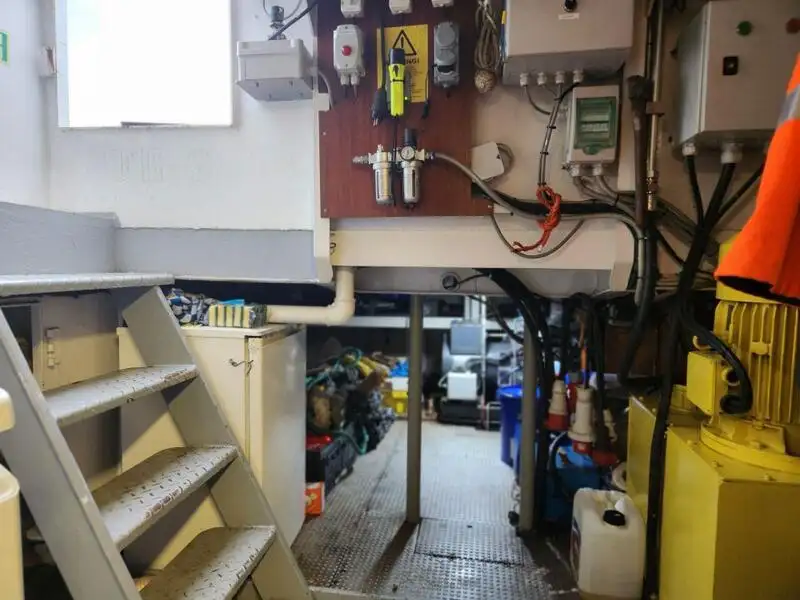 Barcos de trabalho à venda