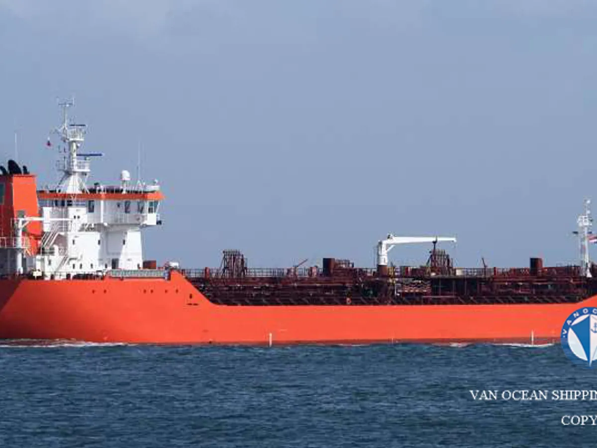 Navio-tanque de óleo/produtos químicos à venda