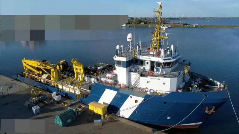 Navio frigorífico à venda