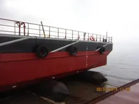 Barcaça à venda