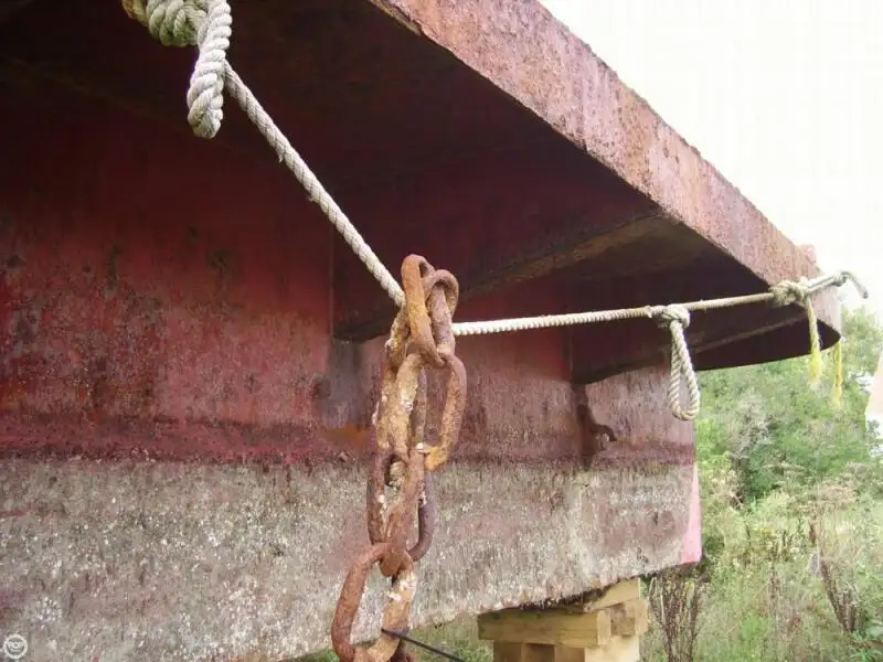 Barcaça à venda