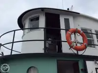Rebocador à venda