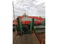 Barco de tripulação à venda