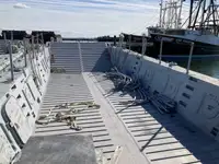 Balsa de desembarque, tanque à venda