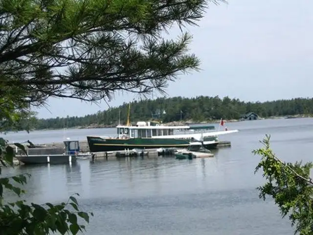 Navio de passageiros à venda