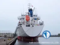 Navio frigorífico à venda